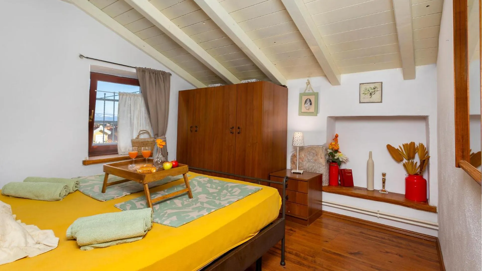 別荘 Cozy Home In Dobrinj With Wifi